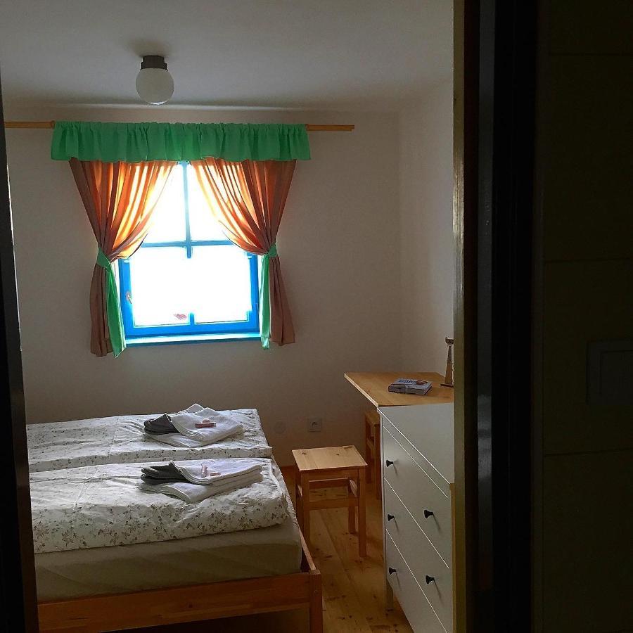 Pension S Laskou Karel Bezdez Buitenkant foto