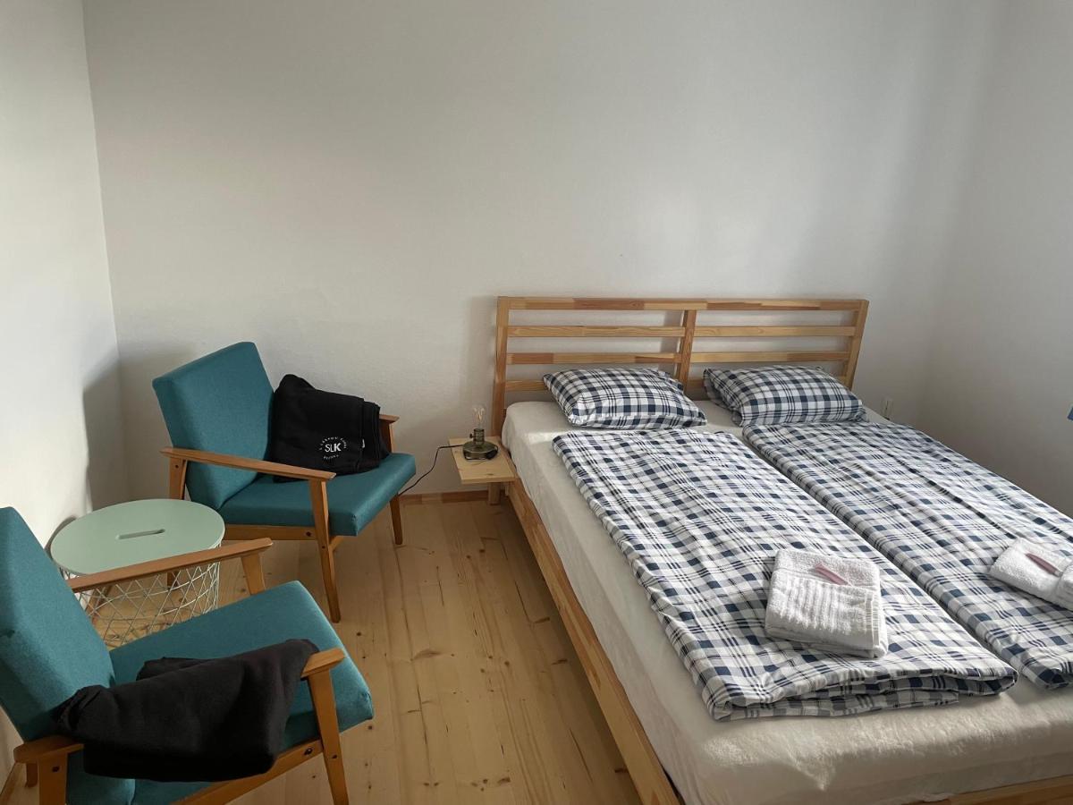 Pension S Laskou Karel Bezdez Buitenkant foto